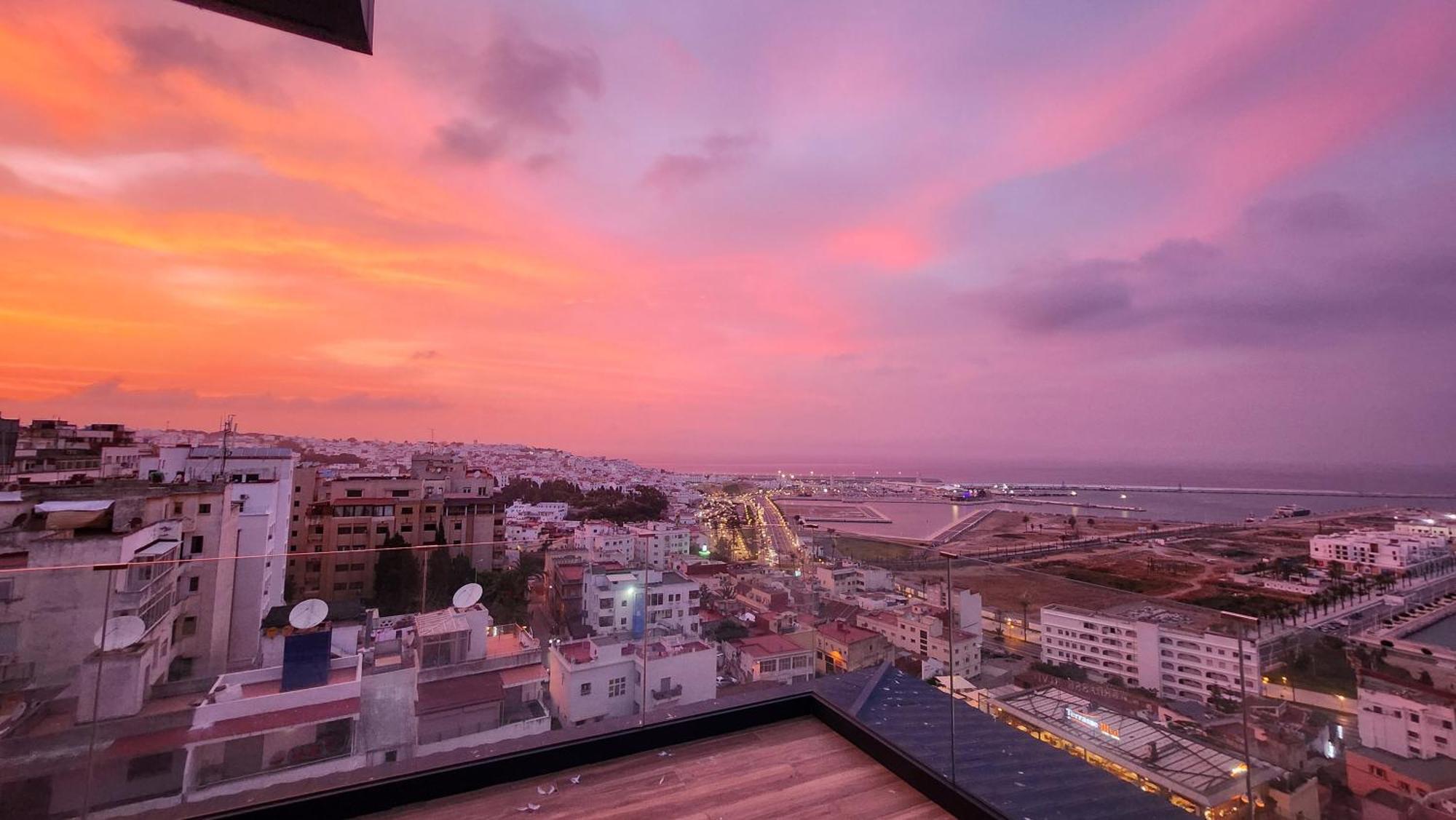 Magnifique Penthouse 160M2 Terrasse 90M2 Vue Mer Tanger Kültér fotó